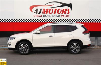 2022 Nissan X-Trail - Thumbnail