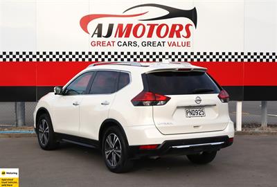 2022 Nissan X-Trail - Thumbnail