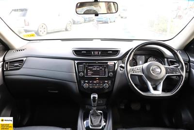 2022 Nissan X-Trail - Thumbnail