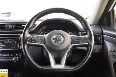 2022 Nissan X-Trail - Thumbnail