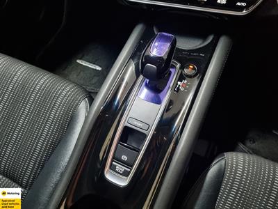 2016 Honda Vezel - Thumbnail