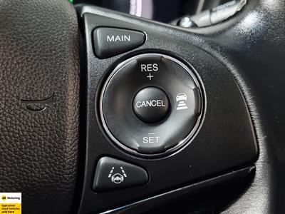 2016 Honda Vezel - Thumbnail