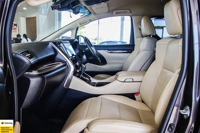 2020 Toyota Vellfire - Thumbnail