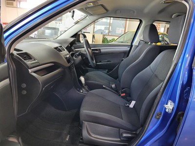 2014 Suzuki Swift - Thumbnail