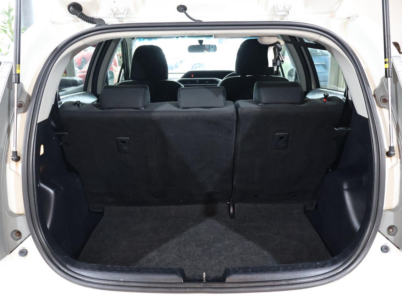 2013 Toyota Aqua