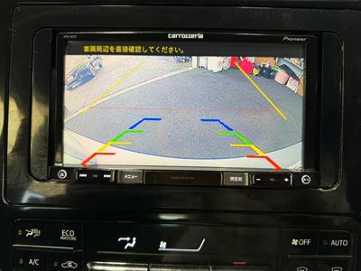 2016 Toyota Prius - Thumbnail