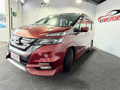2016 Nissan Serena - Thumbnail