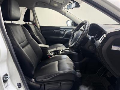 2015 Nissan X-Trail - Thumbnail