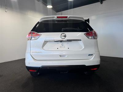 2015 Nissan X-Trail - Thumbnail