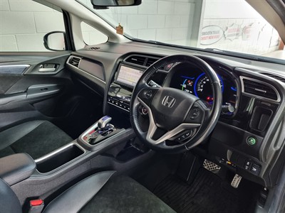 2017 Honda Shuttle - Thumbnail