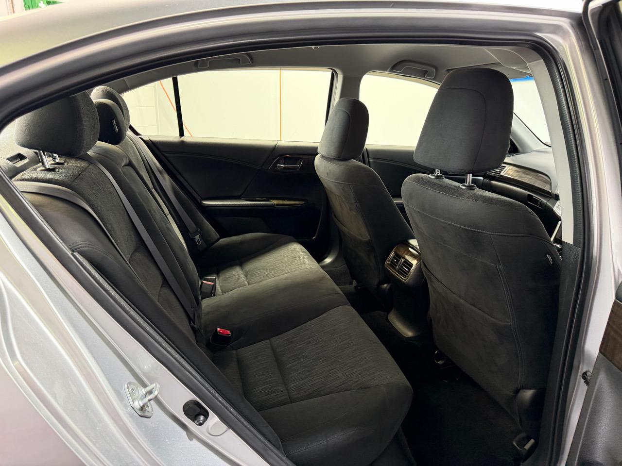 2013 Honda ACCORD HYBRID