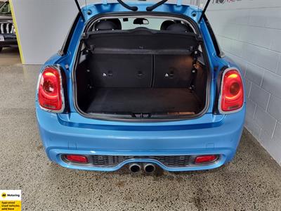 2016 Mini Cooper - Thumbnail