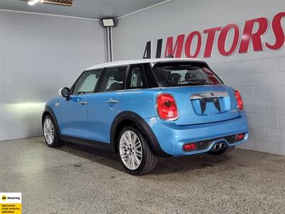 2016 Mini Cooper - Thumbnail