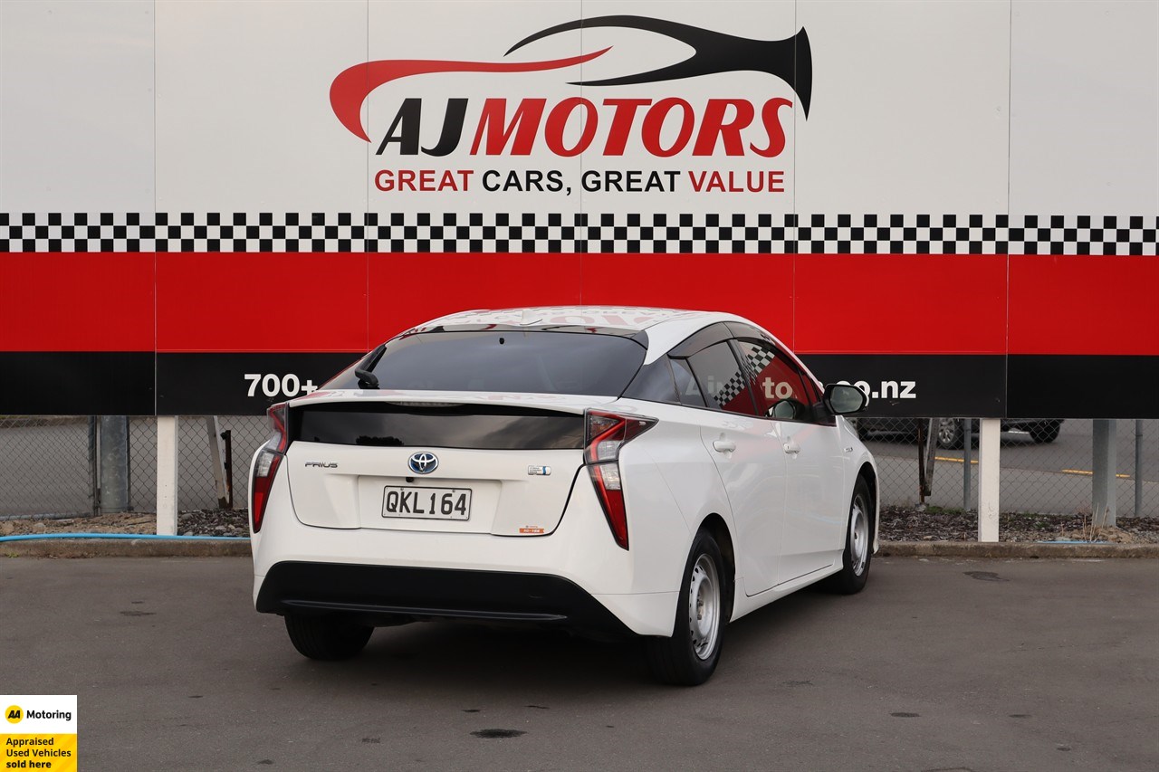 2018 Toyota Prius