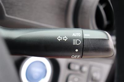 2014 Toyota Aqua - Thumbnail