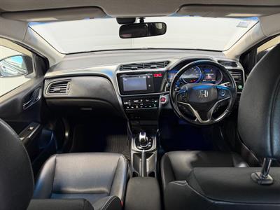 2015 Honda Grace - Thumbnail