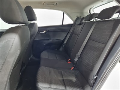 2020 Kia Rio - Thumbnail