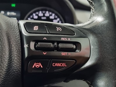 2020 Kia Rio - Thumbnail