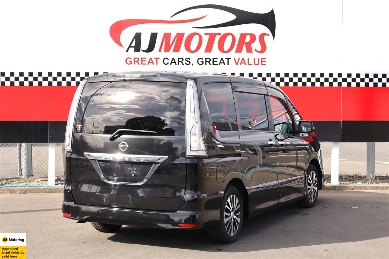 2015 Nissan Serena