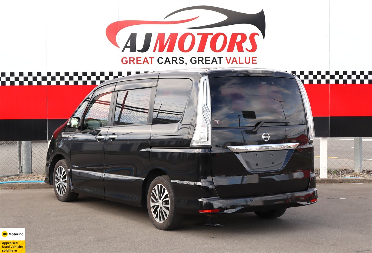 2015 Nissan Serena