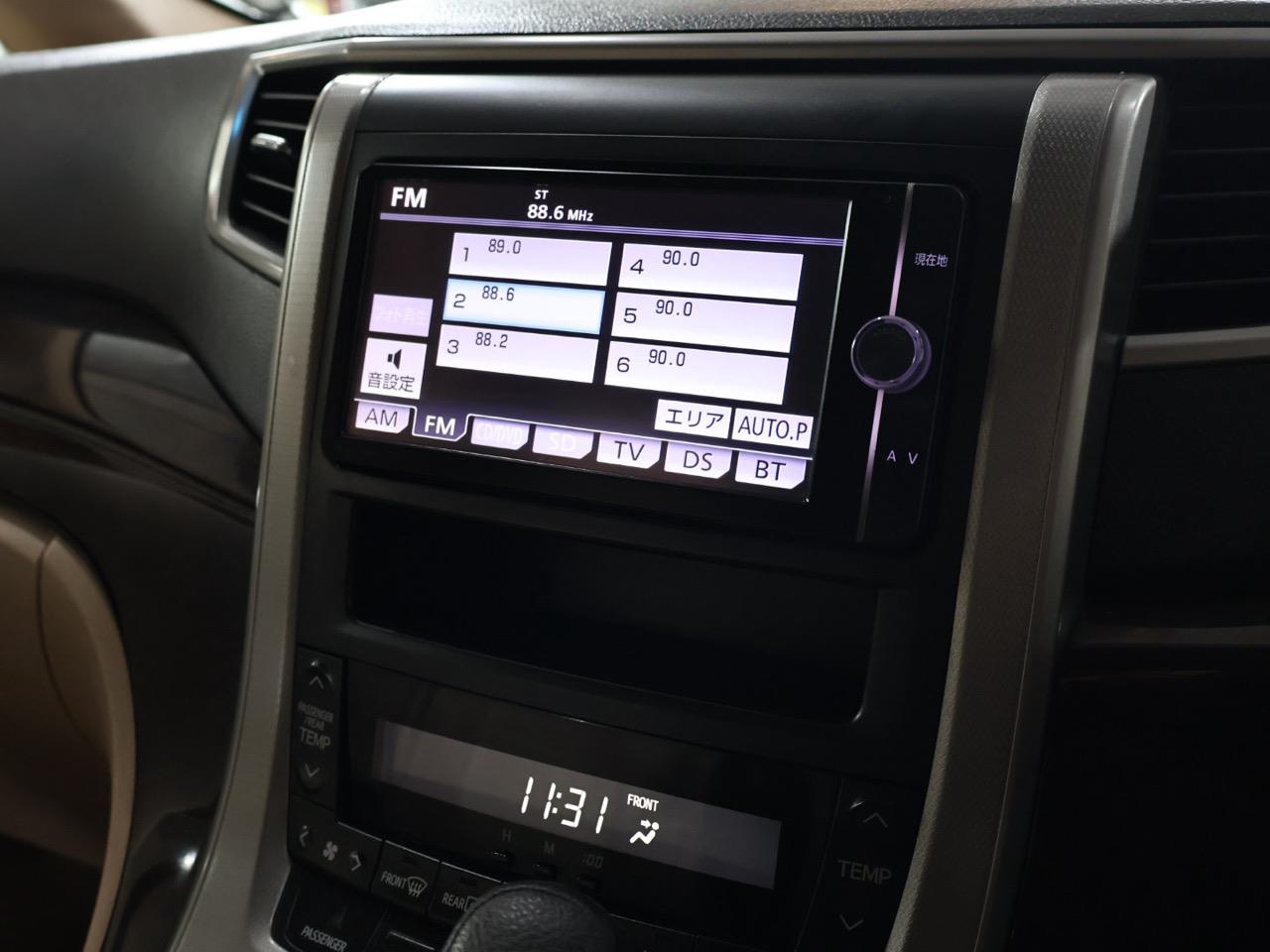 2014 Toyota Alphard