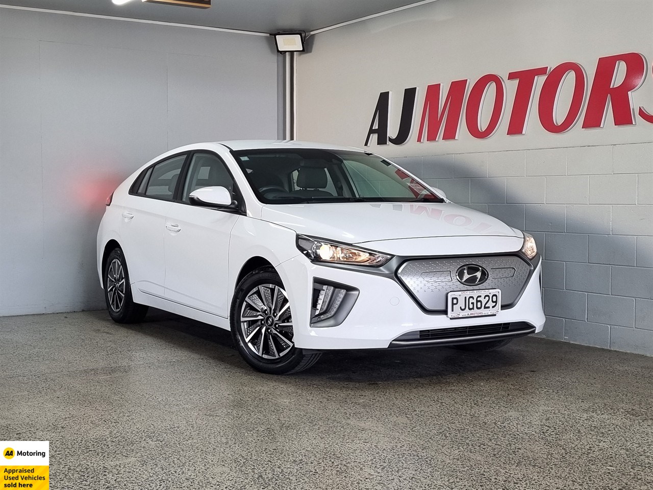 2022 Hyundai IONIQ
