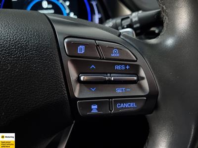 2022 Hyundai IONIQ - Thumbnail