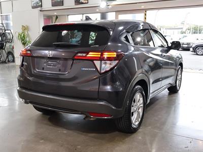 2015 Honda Vezel - Thumbnail