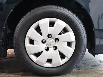 2014 Toyota Voxy - Thumbnail