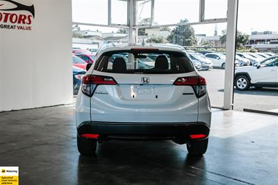 2015 Honda Vezel - Thumbnail