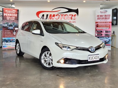 2017 Toyota Corolla - Thumbnail