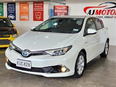 2017 Toyota Corolla - Thumbnail