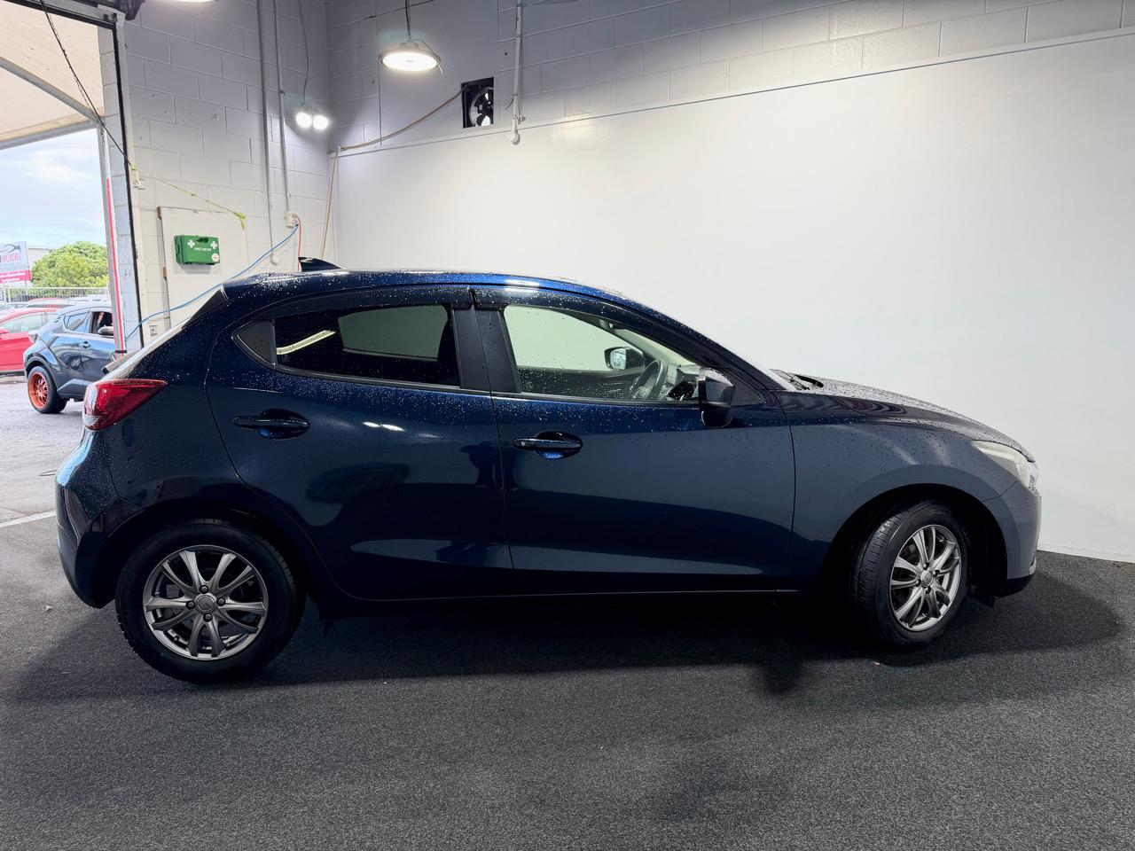 2017 Mazda Demio
