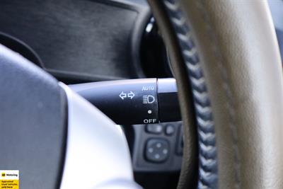 2015 Toyota Aqua - Thumbnail