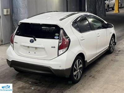 2015 Toyota Aqua - Thumbnail
