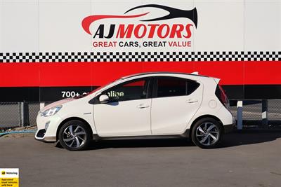 2015 Toyota Aqua - Thumbnail