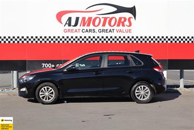 2022 Hyundai i30 - Thumbnail