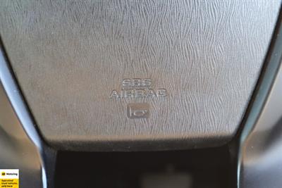 2015 Toyota Aqua - Thumbnail