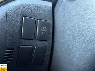 2014 Toyota Vellfire - Thumbnail