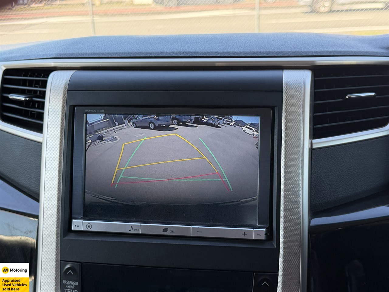 2014 Toyota Vellfire