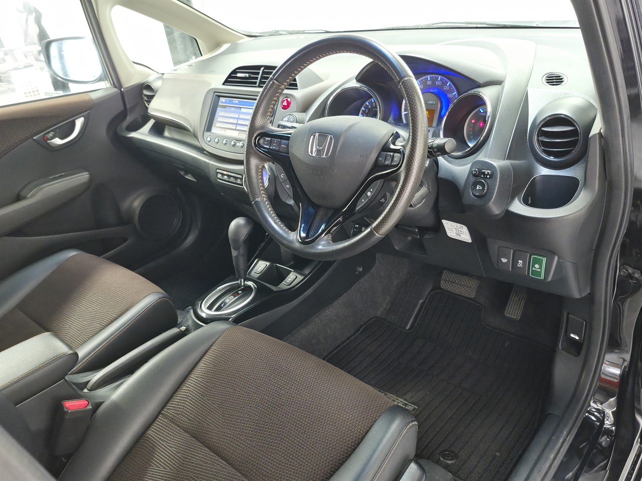 2013 Honda Fit Shuttle