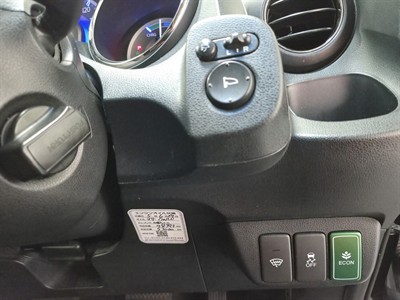 2013 Honda Fit Shuttle - Thumbnail