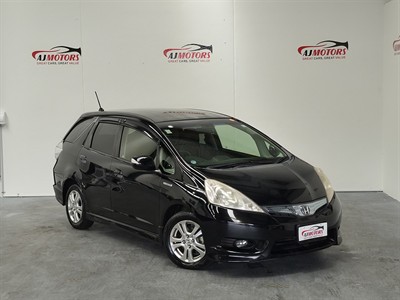 2013 Honda Fit Shuttle - Thumbnail