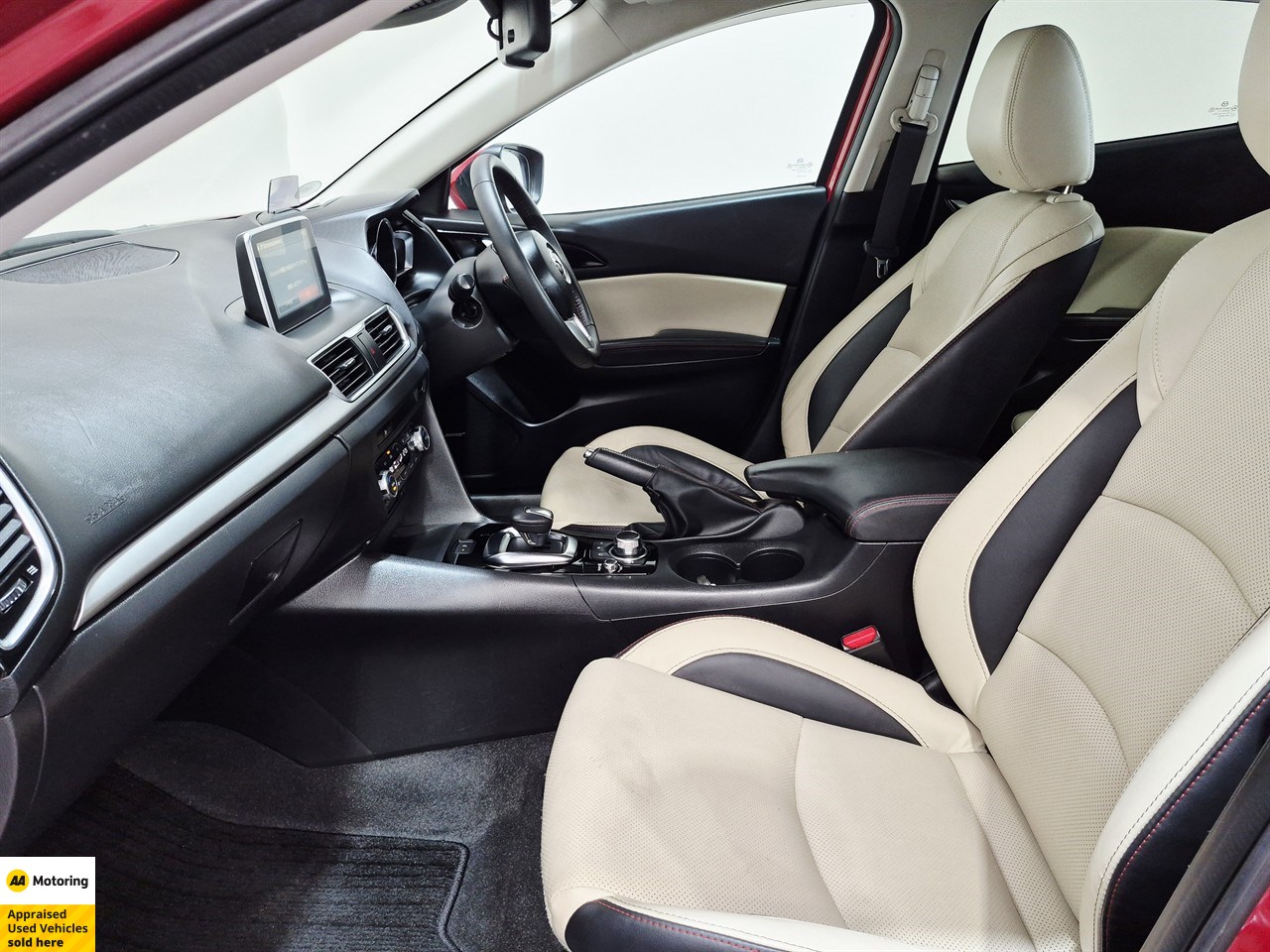 2015 Mazda Axela