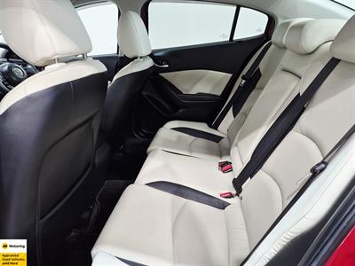 2015 Mazda Axela - Thumbnail