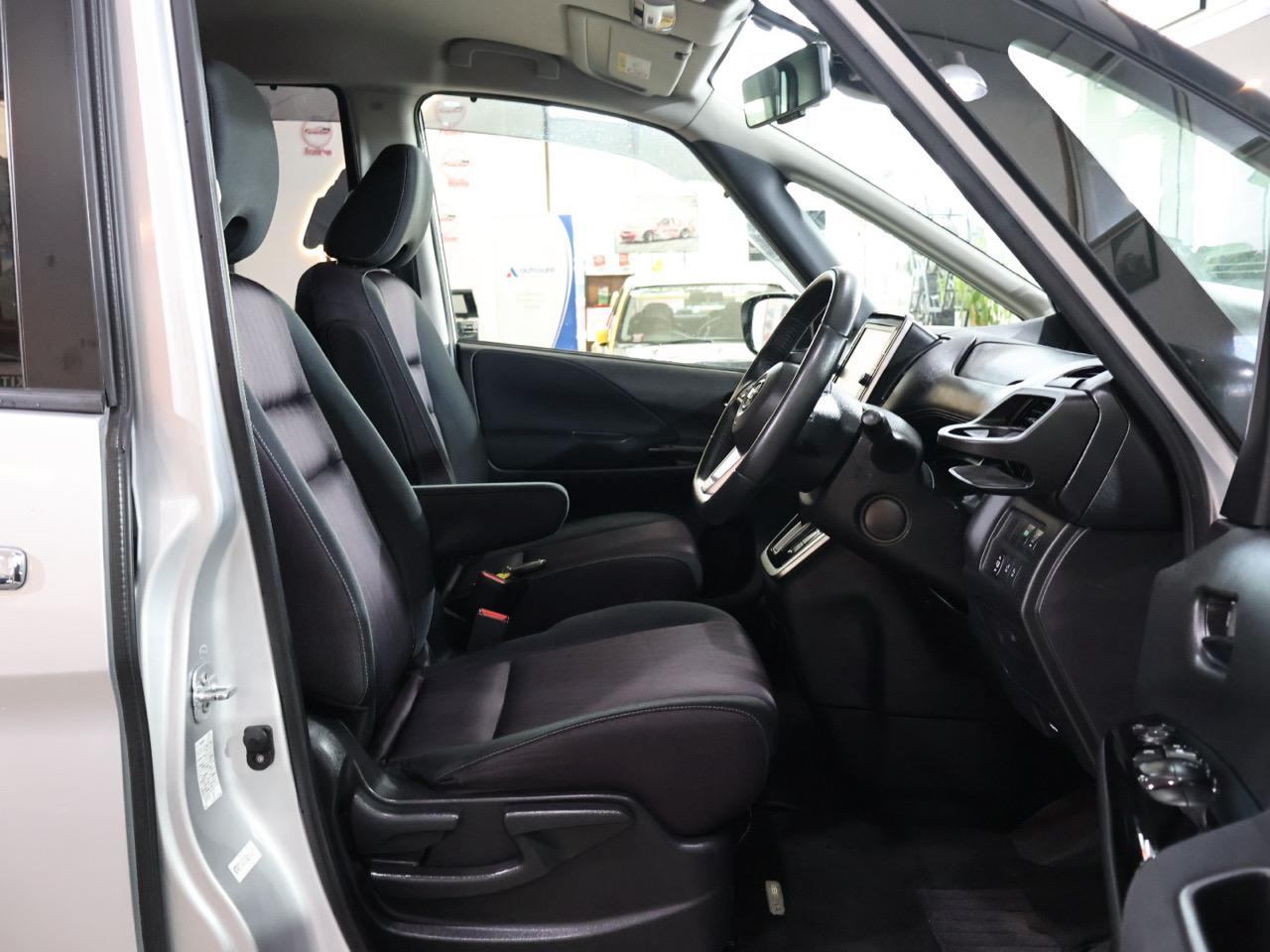 2017 Nissan Serena