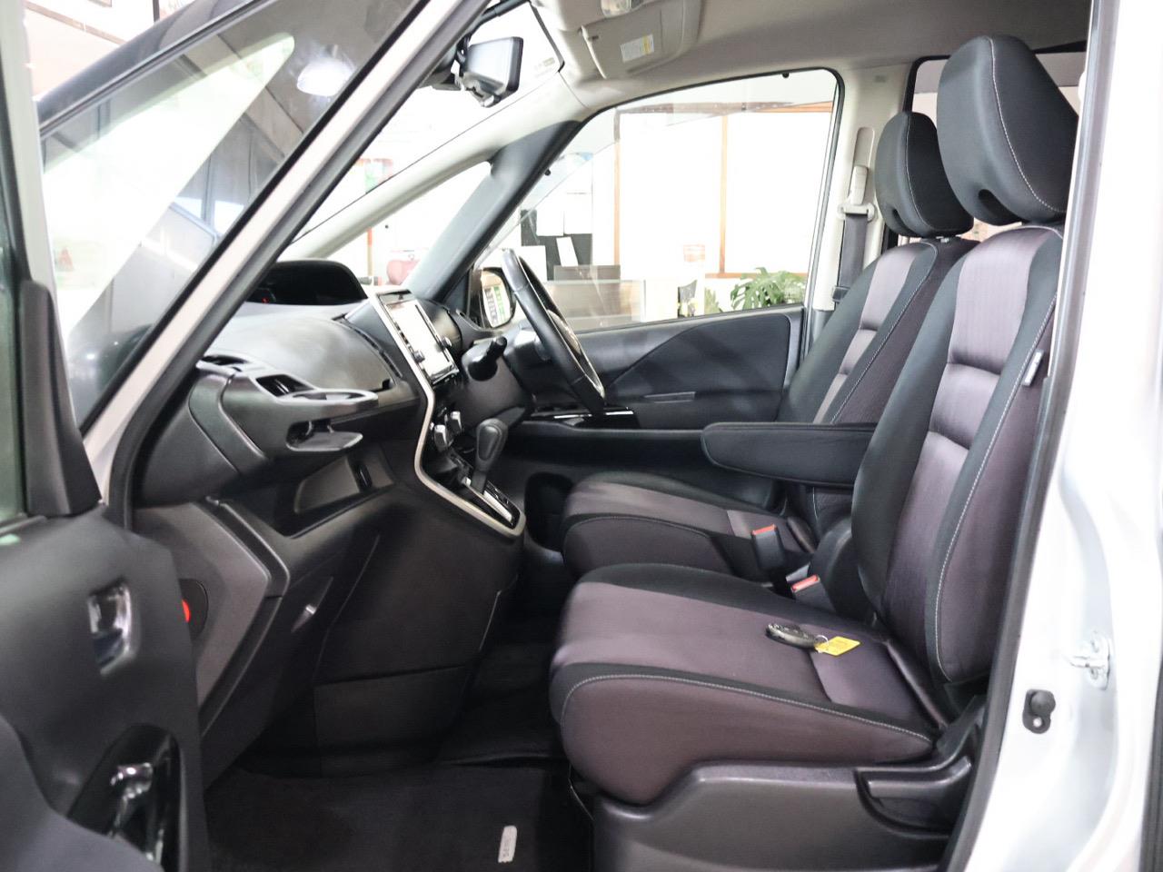 2017 Nissan Serena