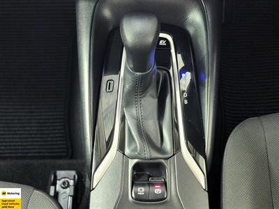 2022 Toyota Corolla - Thumbnail