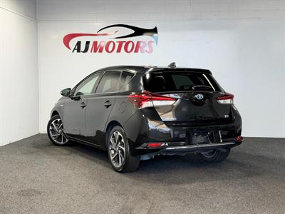 2016 Toyota Auris - Thumbnail