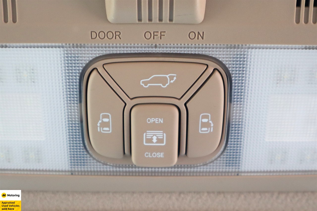 2012 Toyota Estima